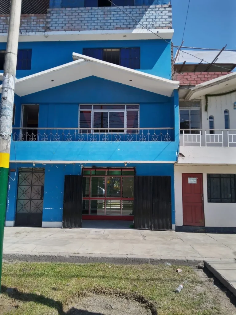 El Medico del Pueblo en Sayan, Lima