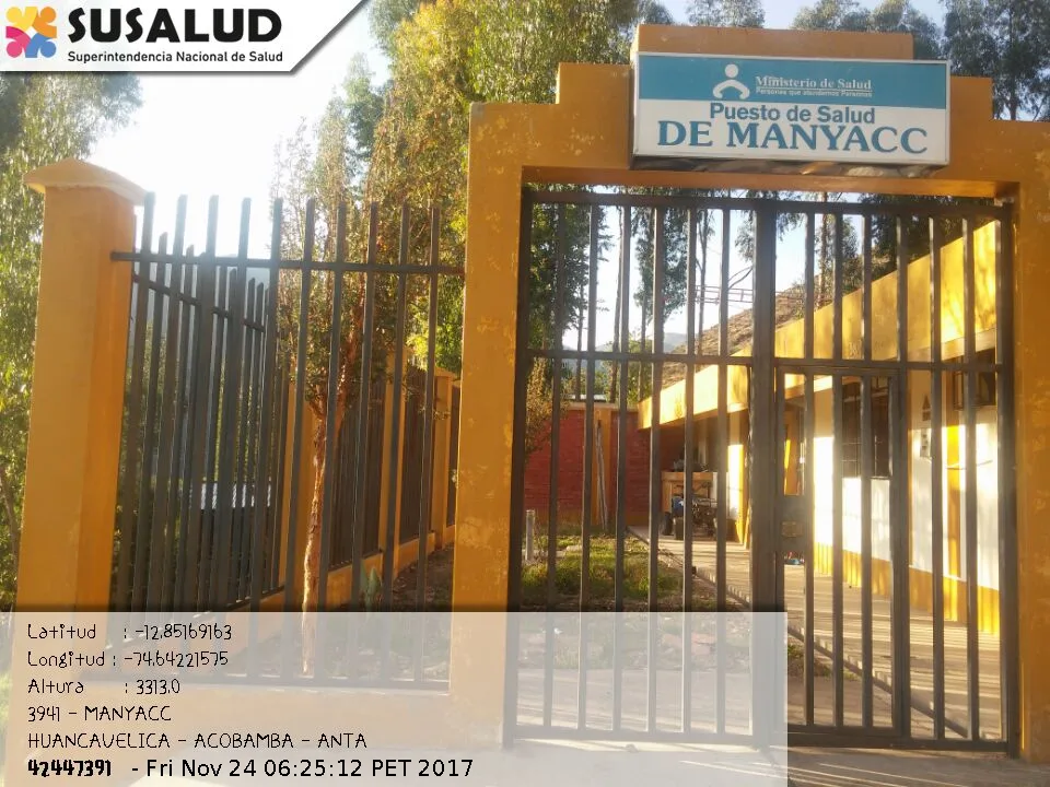 Puesto de Salud Manyacc en Anta, Huancavelica