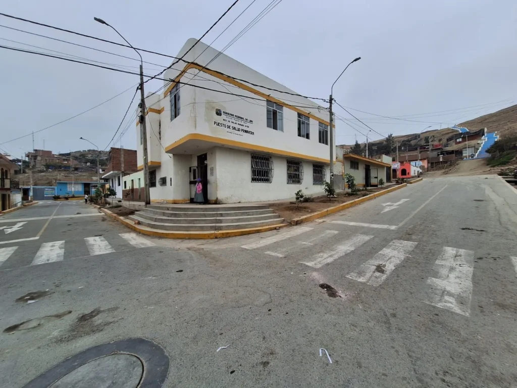 Puesto de Salud Primavera en Vegueta, Lima