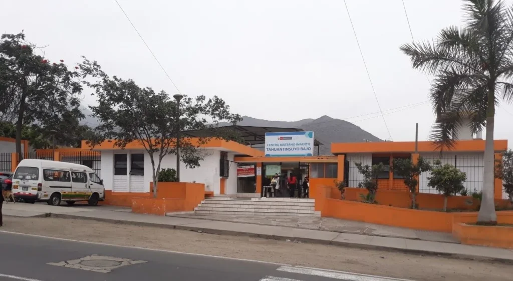 Centro Materno Infantil Tahuantinsuyo bajo en Independencia, Lima
