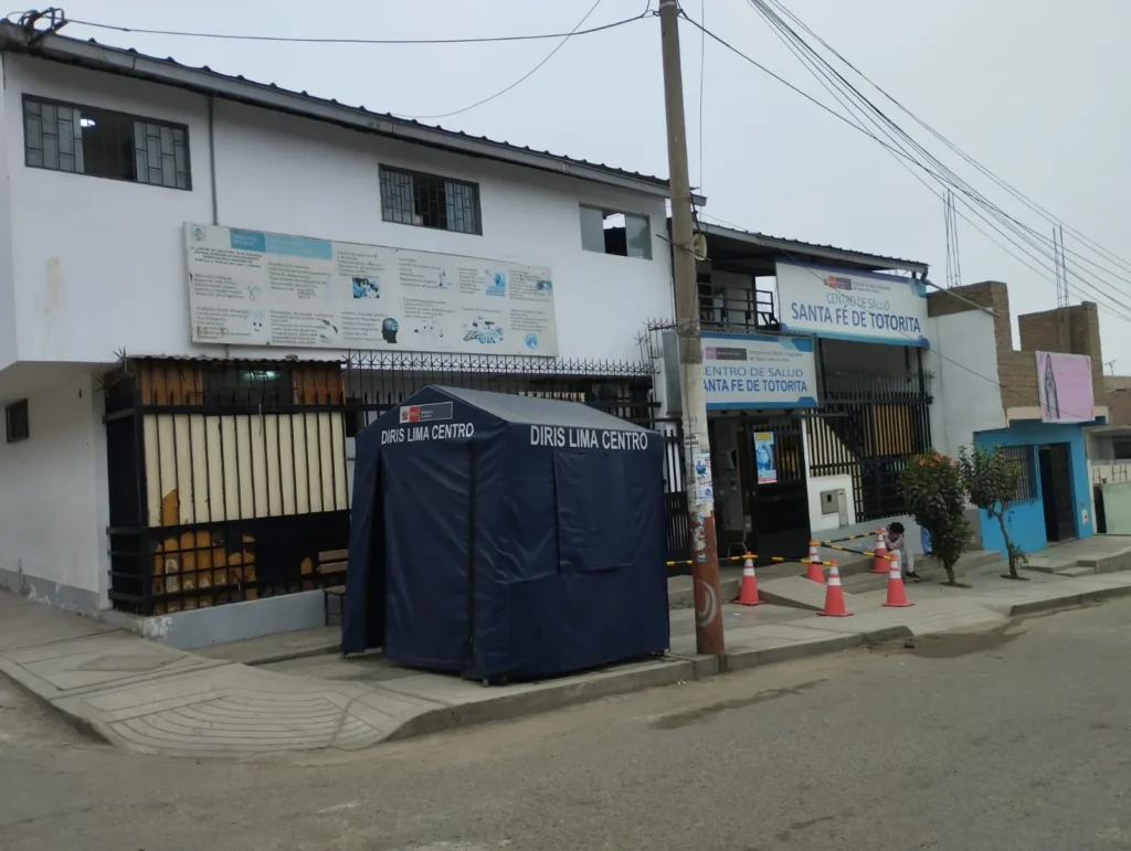 Centro de Salud Santa Fe de Totorita en San Juan de Lurigancho, Lima