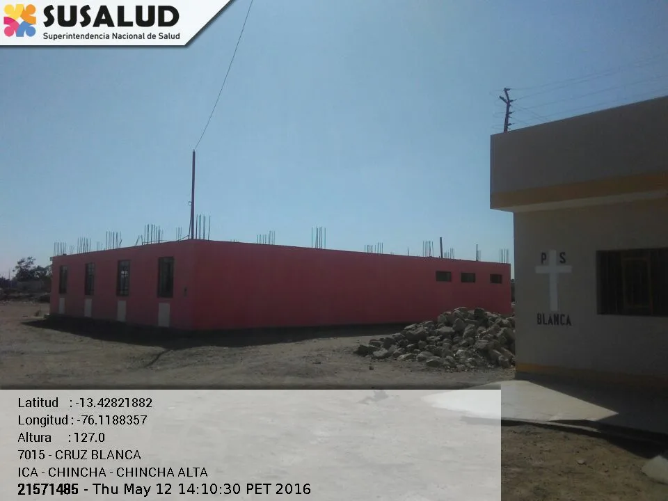Cruz Blanca en Chincha Alta, Ica